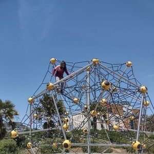 Meet your Posher, Lourdes